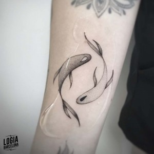 tatuaje_brazo_peces_logiabarcelona_moly_moonlight